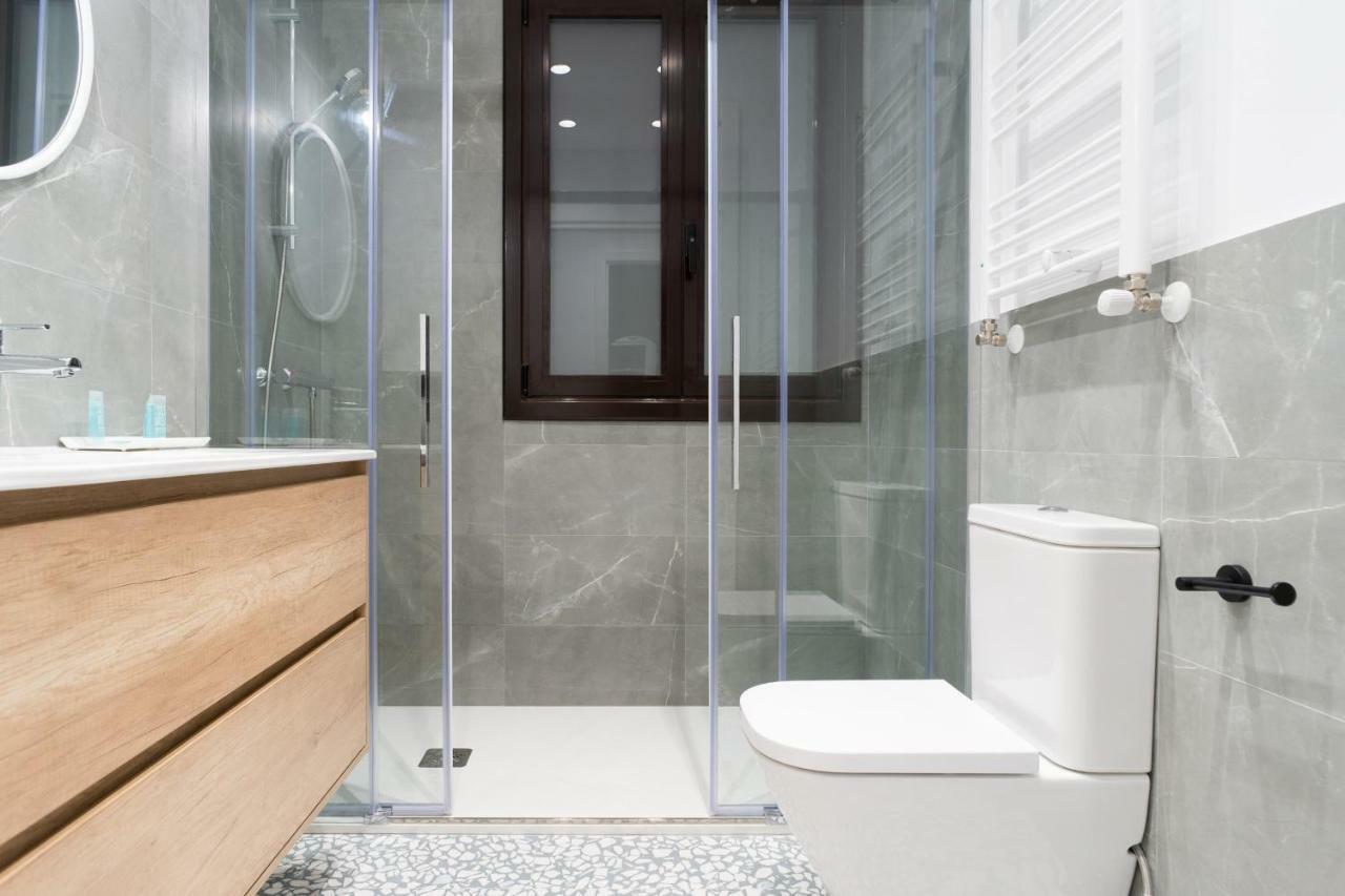 Cantabric Plaza / Iberorent Apartments San Sebastian Bagian luar foto